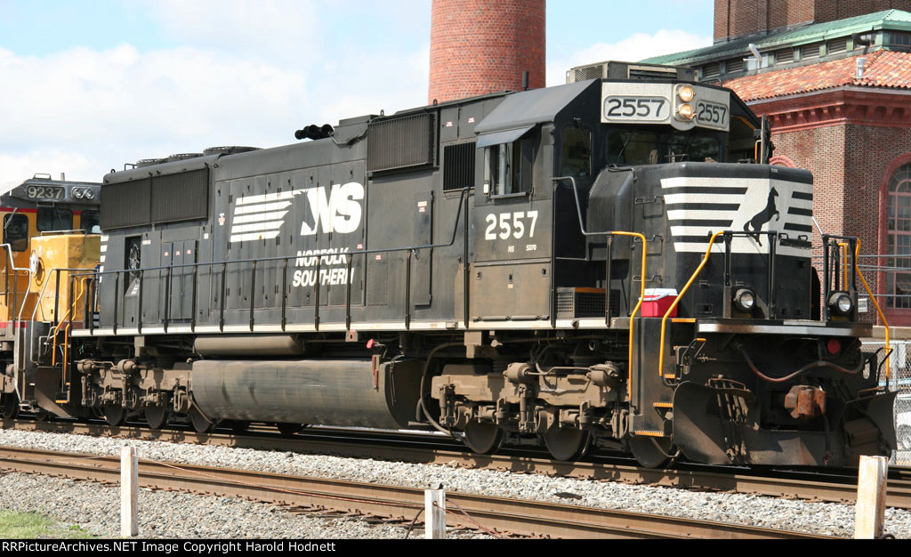 NS 2557